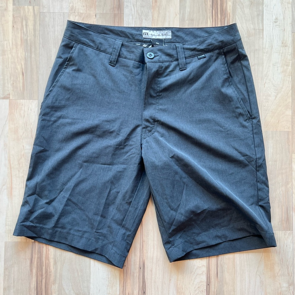 Travis Mathew - Beck Stretch Performance Shorts - 32